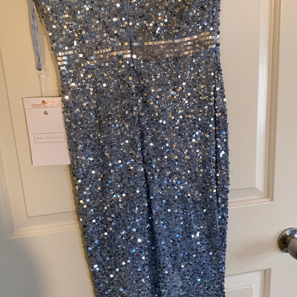 MAC DUGGAL
Cap Sleeve Sequined High Slit Gown - Picture 11 of 14